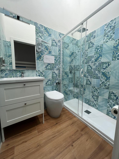 Bathroom 3, Aurora Center City - Rooms, Palermo