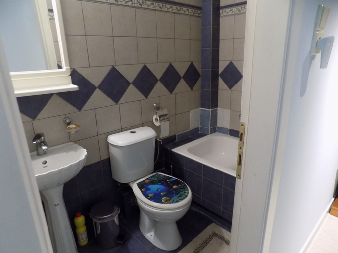 Bathroom 3, Natalys 2 Bd Gorgeous Apt in Volos, Thessaly