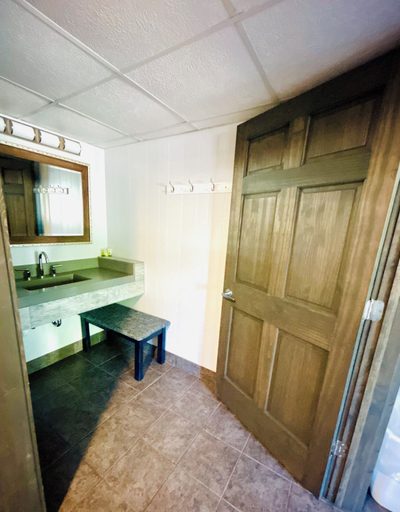 Bathroom 3, Silver Sands Hotel & Resort, Oceana