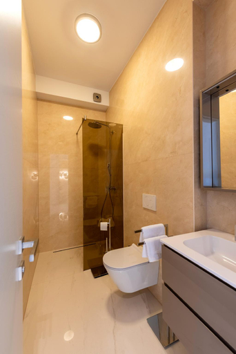 Bathroom 2, Luxury oasis w/ 2 pools in Rijeka, Rijeka