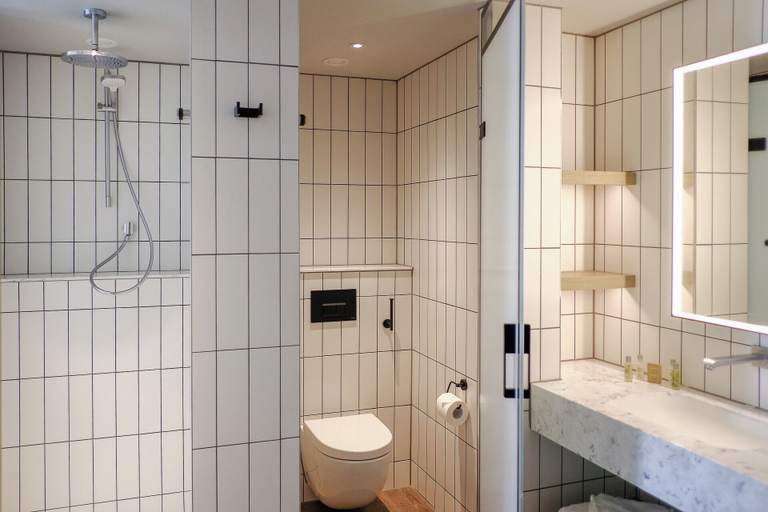 Bathroom 4, IXORA Hotel and Spa, Conwy