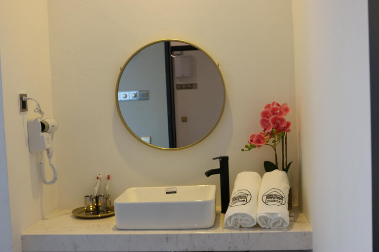 Bathroom 5, Manhattan Residence, Penang Island