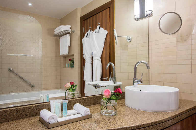 Bathroom 13
