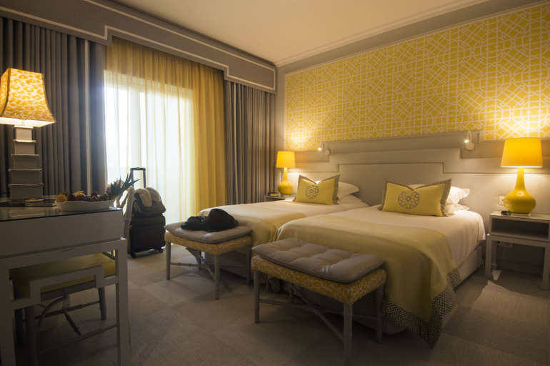 Bedroom 2, Coracao De Fatima Hotel, Ourém