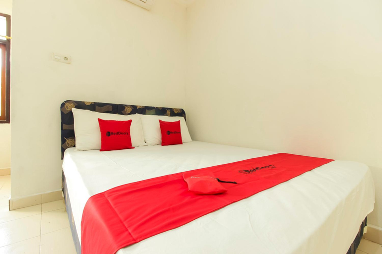 Bedroom 12