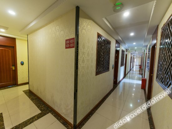Others 5, Yulong Hotel, Chengdu