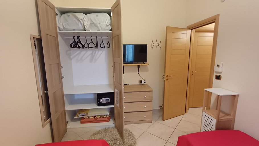 Bedroom 2, Villino Fatima, Crotone