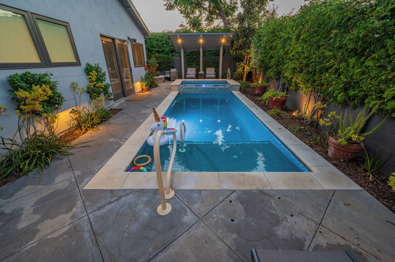 Sport & Beauty 3, Luxury living with Spa &Pool near Disney, Orange