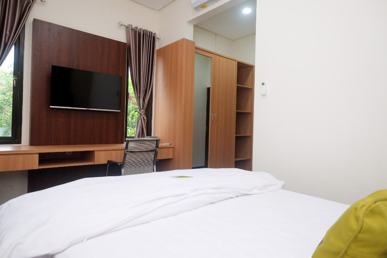 Bedroom 13