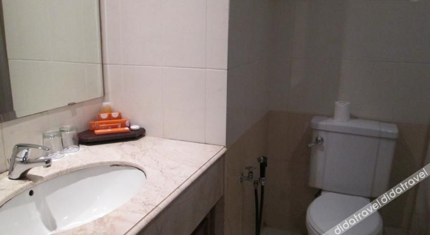 Bathroom 4, Hotel Grand Elty Singgasana, Kutai Kartanegara