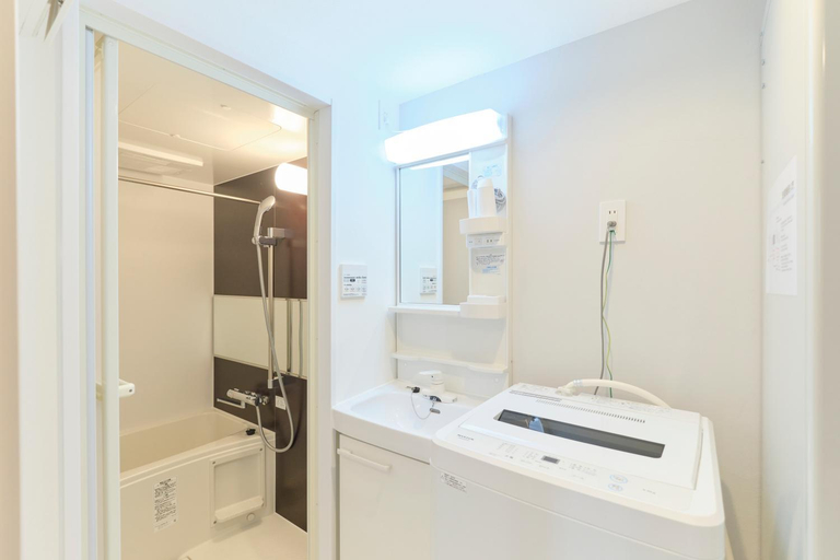 Bathroom 3, Blighton Miyoshi by Tranova, Kōtō