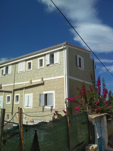 Others 5, Bella vista, Vlorës