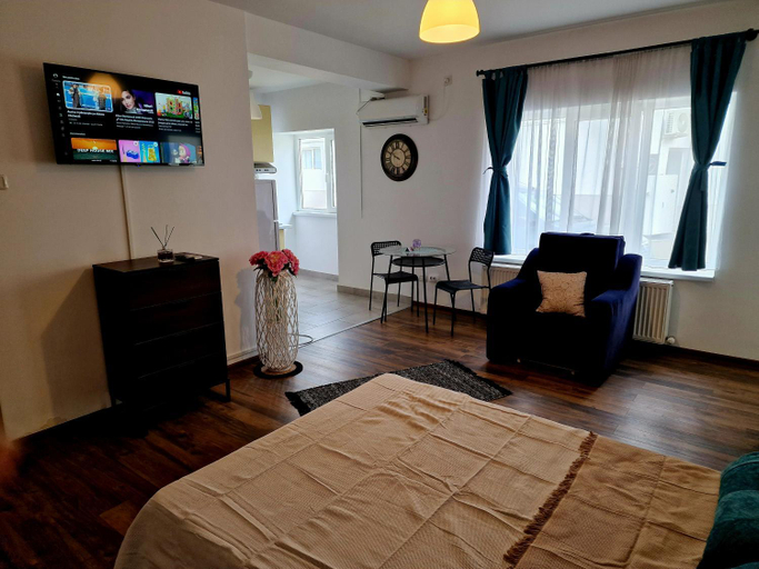 Others 5, MBI Smart Central, Craiova