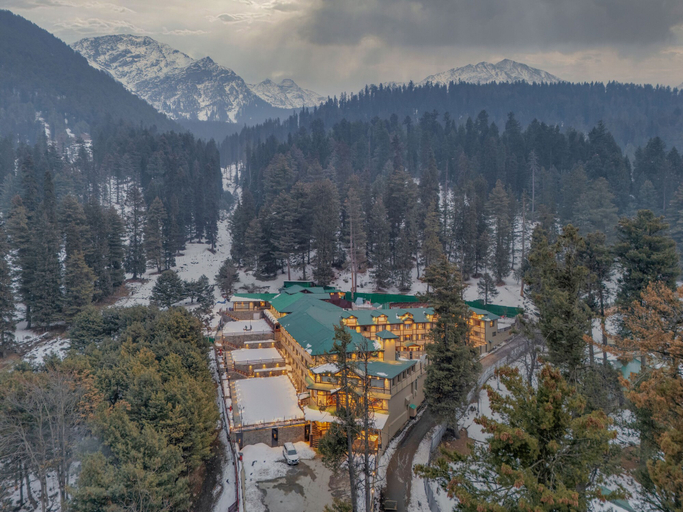 Others 3, Fortune Pahalgam, Anantnag