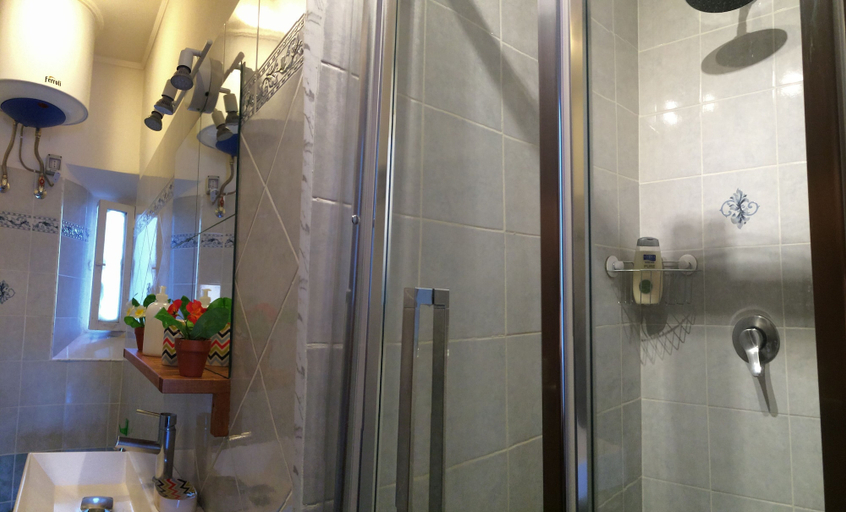 Bathroom 4, Casa Tua sul tetto di Roma, Roma