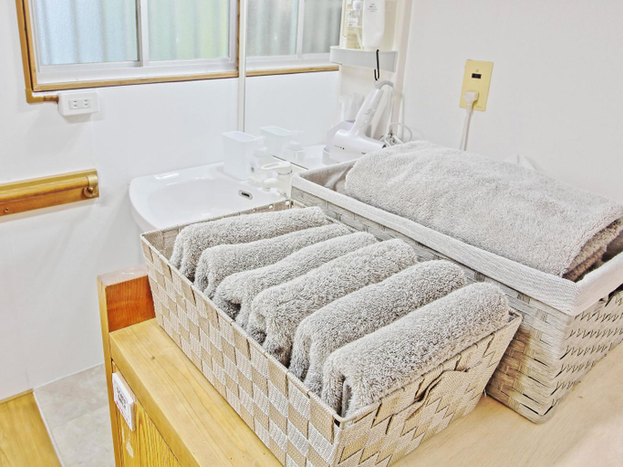 Bedroom 2, GUESTHOUSE & SAUNA 杜(mori), Kushimoto