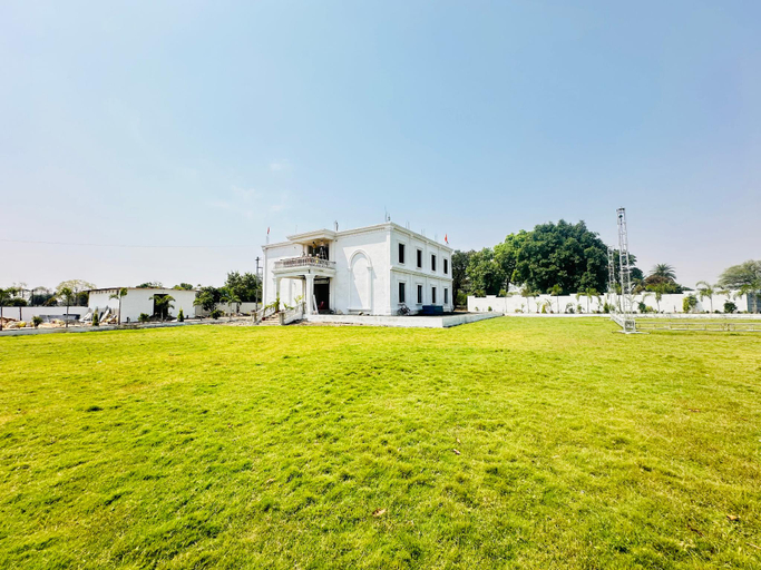Others 4, RAJGHARANA PALACE, Seoni