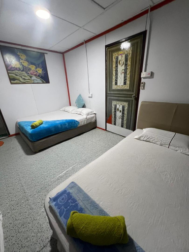 Bedroom 2, MUKUT CORAL CHALET, Mersing
