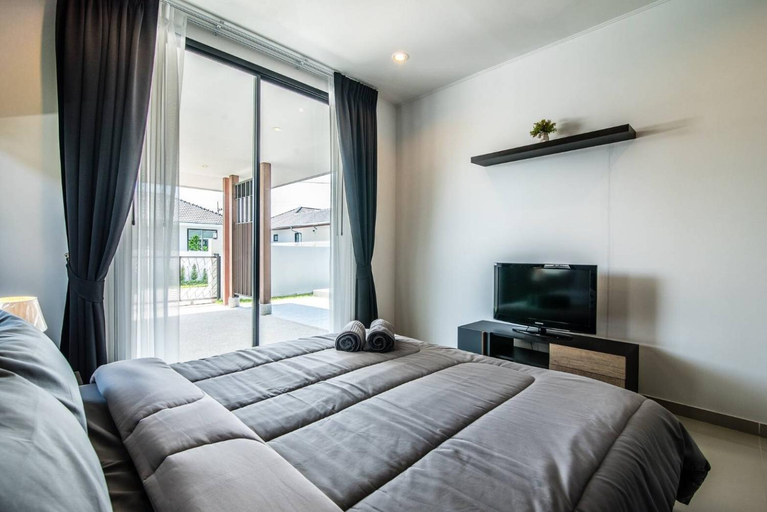 Others 1, 2 Bed Contemporary Pool Villa, Hua Hin