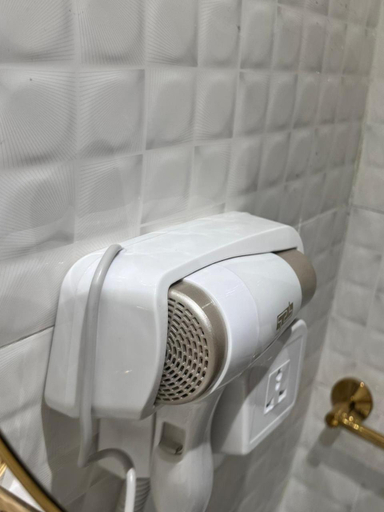 Bathroom 11