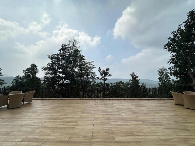 Exterior & Views, Wild heaven Glamping And Resort Saputara, The Dangs