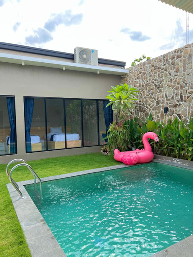 Swimming Pool 4