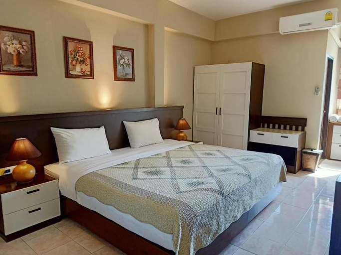 Bedroom 6