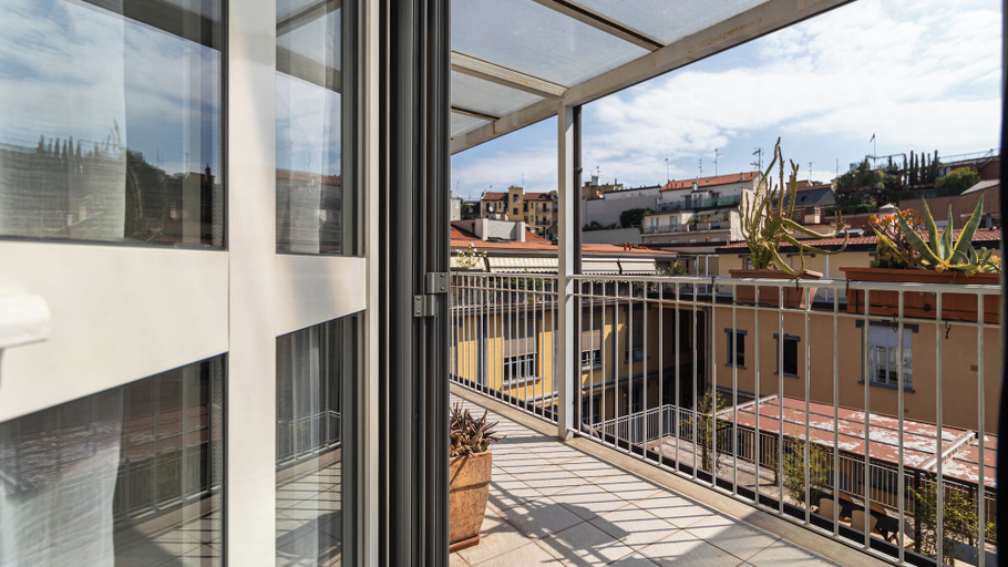 Others 4, Italianway - Garofalo 31, Milano