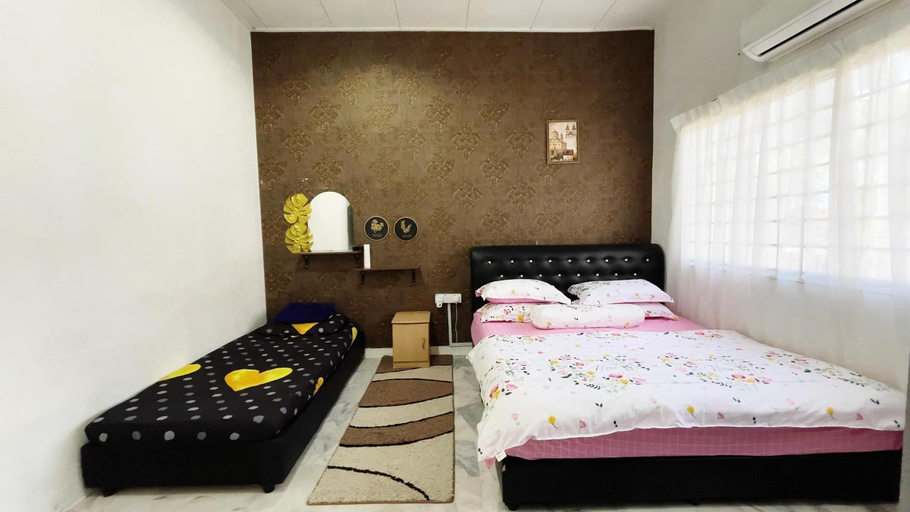 Bedroom 3, PD Best Homestay, Port Dickson