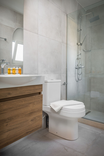 Bathroom 4, Golden Mare Resort, Ionian Islands