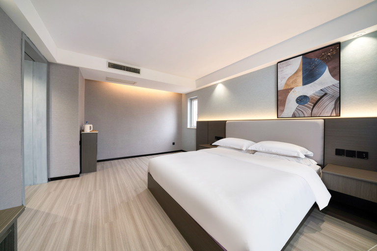 Bedroom 3, Starway Hotel Linhai Duqiao Baolong Square, Taizhou