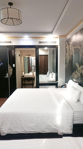 Bedroom 30