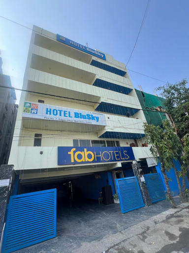5, Hotel Blusky GaganVihar, West