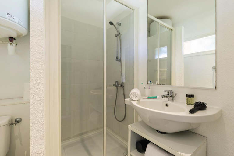 Bathroom 2, Belambra Clubs Belgodere Golfe De Lozari, Haute-Corse