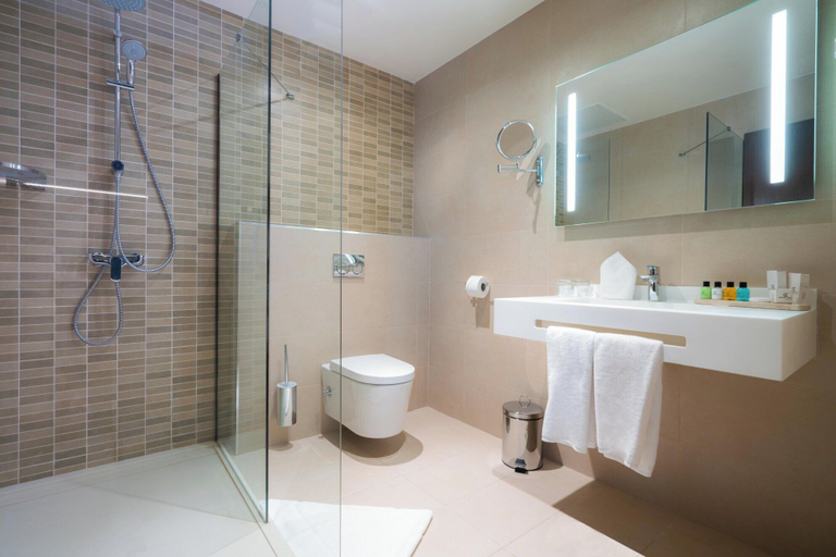 Bathroom 2, Royaume Hotel Aeroport, Les Eucalyptus