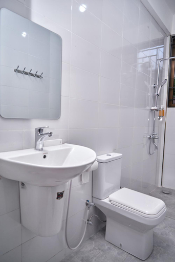 Bathroom 3, Diamond Apartments, Arusha Urban