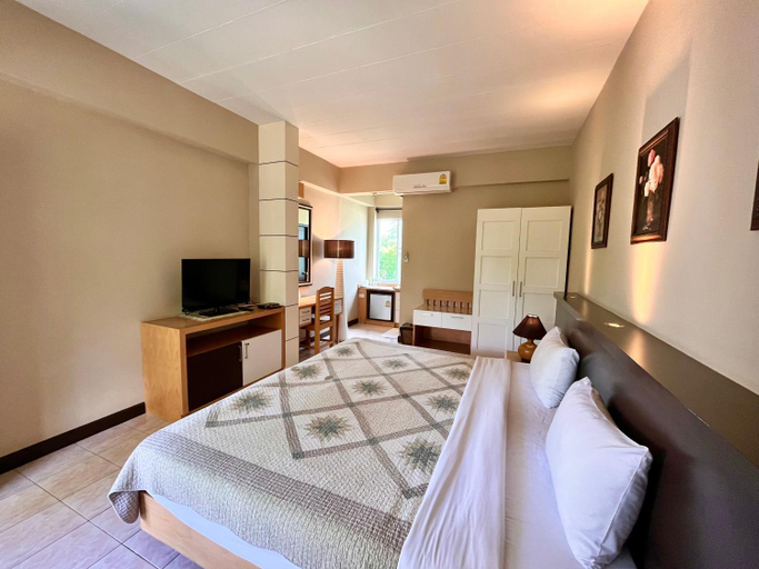 Bedroom 14