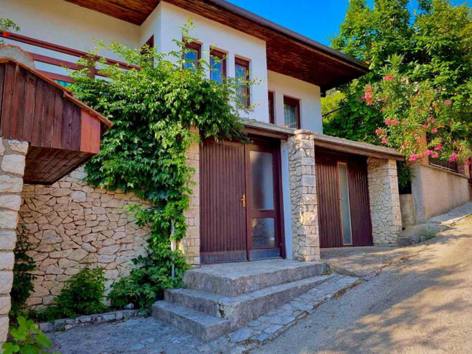 Others 2, Apartment Stolac, Herzegovina-Neretva