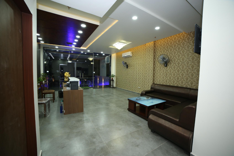 Others 4, Hotel Devens, Jaipur