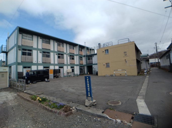 Toyako Guest House Ponkotan, Tōyako