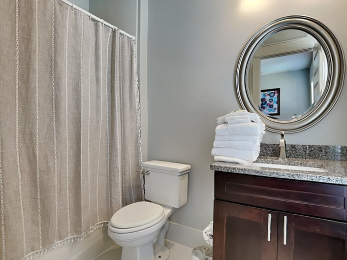 Bathroom 4, Villa Del Carmen by Southern Vacation Rentals, Walton