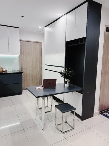 Others 5, Qinie home, District 9