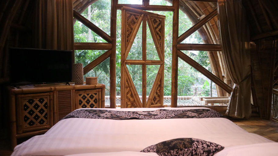Bedroom 8