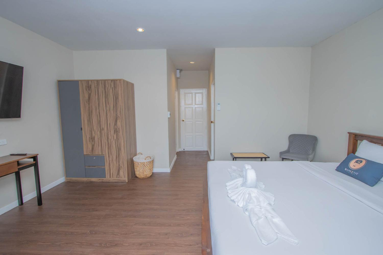 Bedroom 8