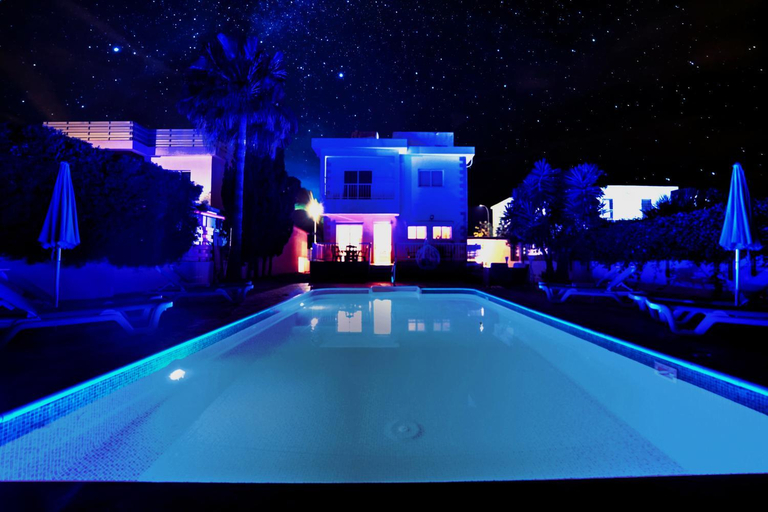 Swimming pool 2, Villa Chloe