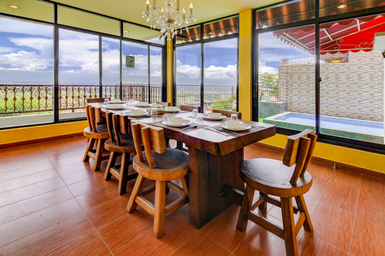 Food & Drinks 3, Rustwood Villa W/ Pool by Kava Stay, Bandung