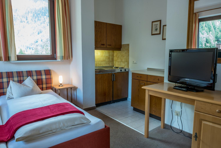 Bedroom 3, Hotel Karntnerhof, Spittal an der Drau