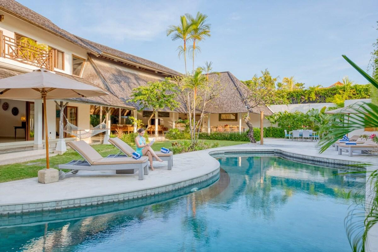 Sport & Beauty 5, Villa Manhattan - Luxurious 4 BDR Villa, huge pool, Badung