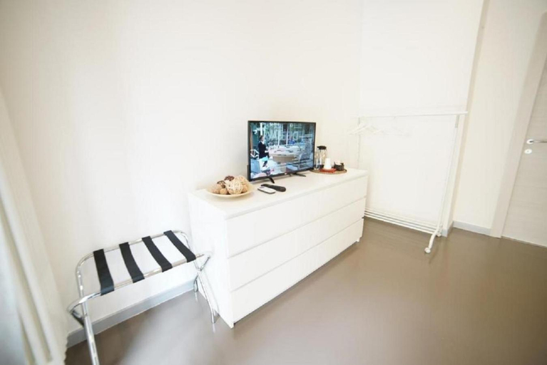Facilities 2, Basilicata Host to Host - Matera Charme Rooms, Matera