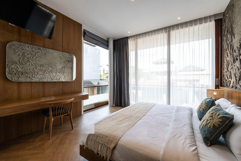 Bedroom 13
